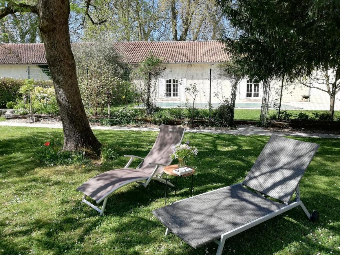 Le Domaine Des Platanes Bed & Breakfast Bourg-Charente Exterior foto