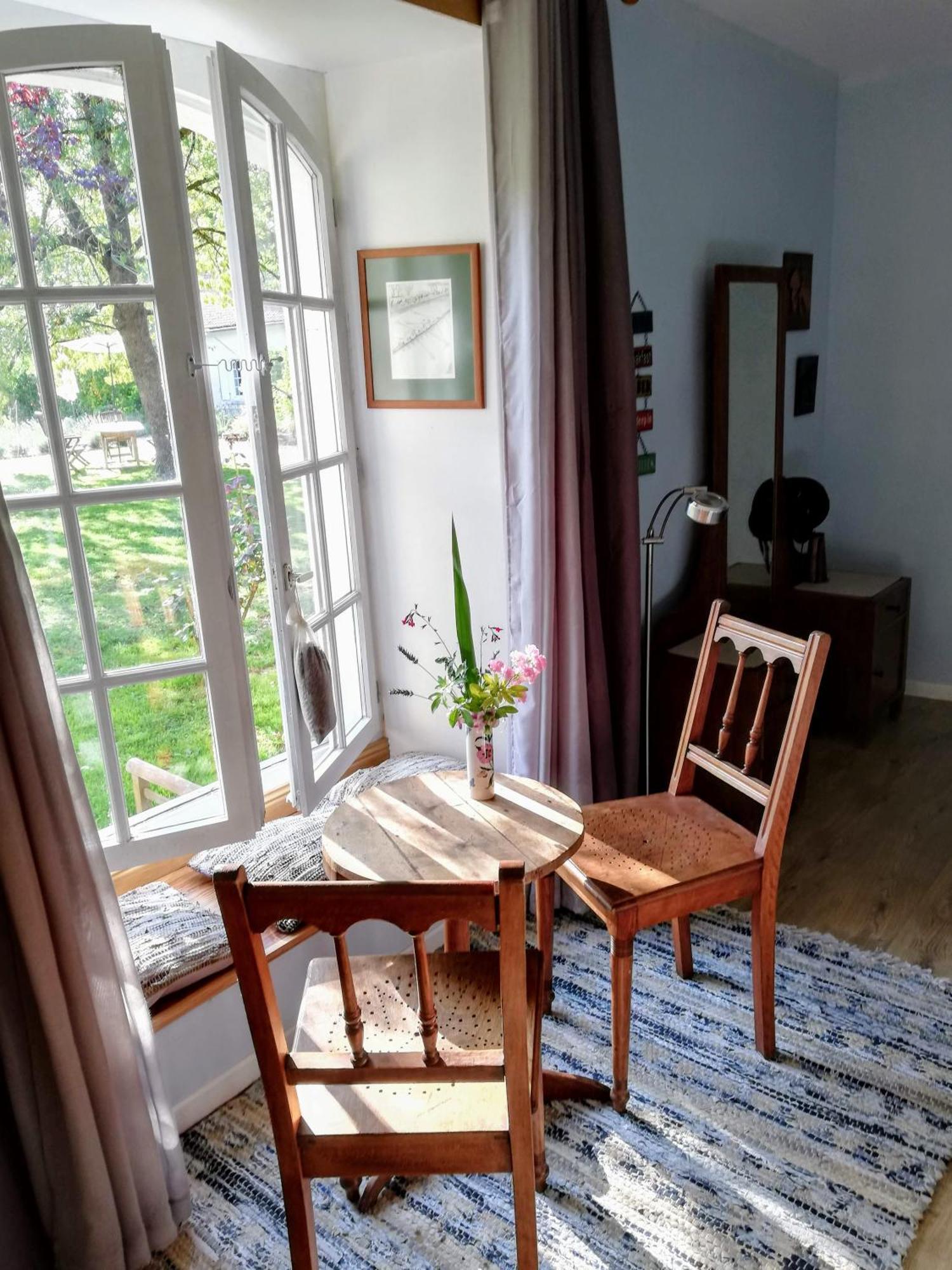 Le Domaine Des Platanes Bed & Breakfast Bourg-Charente Exterior foto