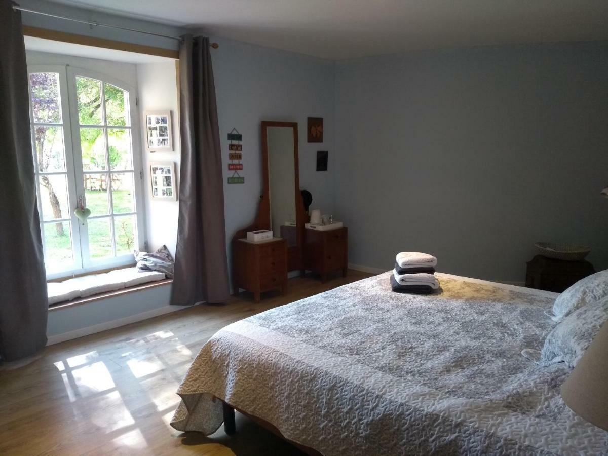 Le Domaine Des Platanes Bed & Breakfast Bourg-Charente Exterior foto